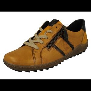 Remonte Tan Black Sneakers with Zipper and Rubber Sole